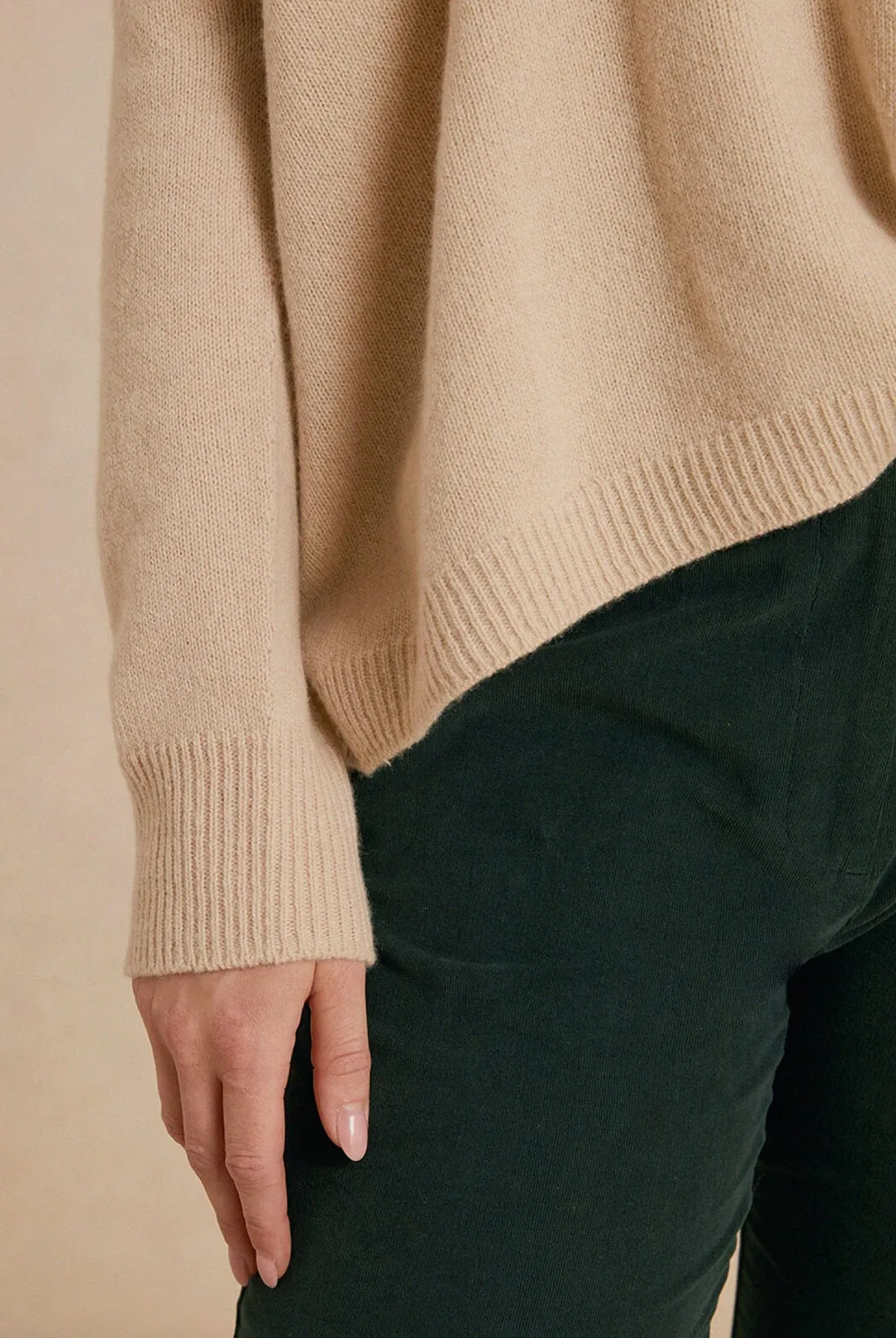 ARIEL KNITWEAR